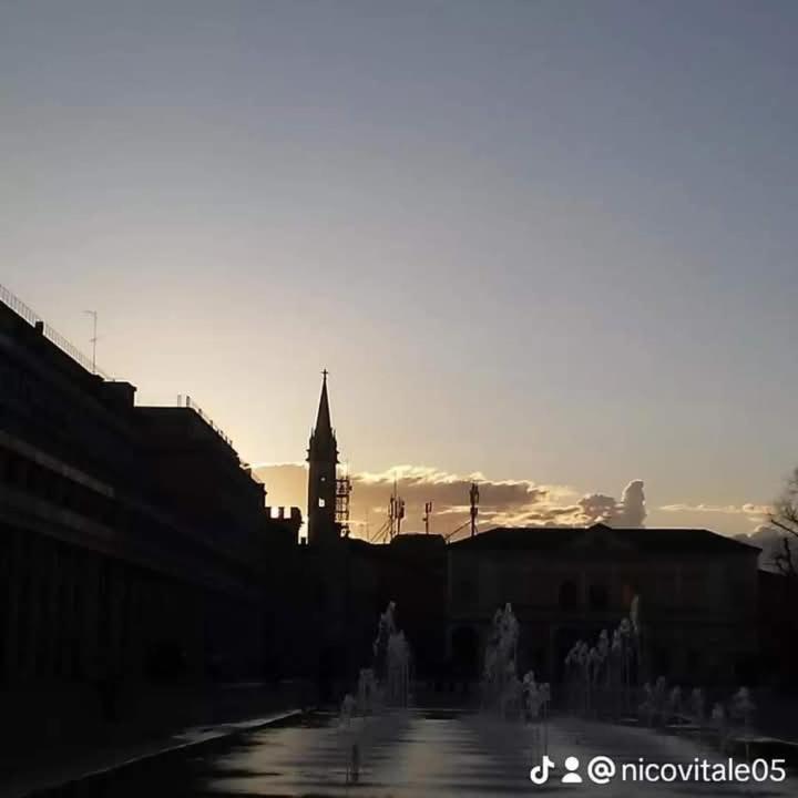 Brevi Periodi Reggio Emilia Apartamento Exterior foto